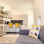 Entire Studio Apartment In Sliema 1A By Solea