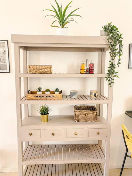 Apartment Entire In 1a By Solea