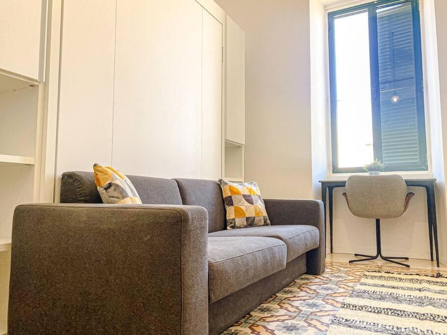 Entire In 1a By Solea * Sliema