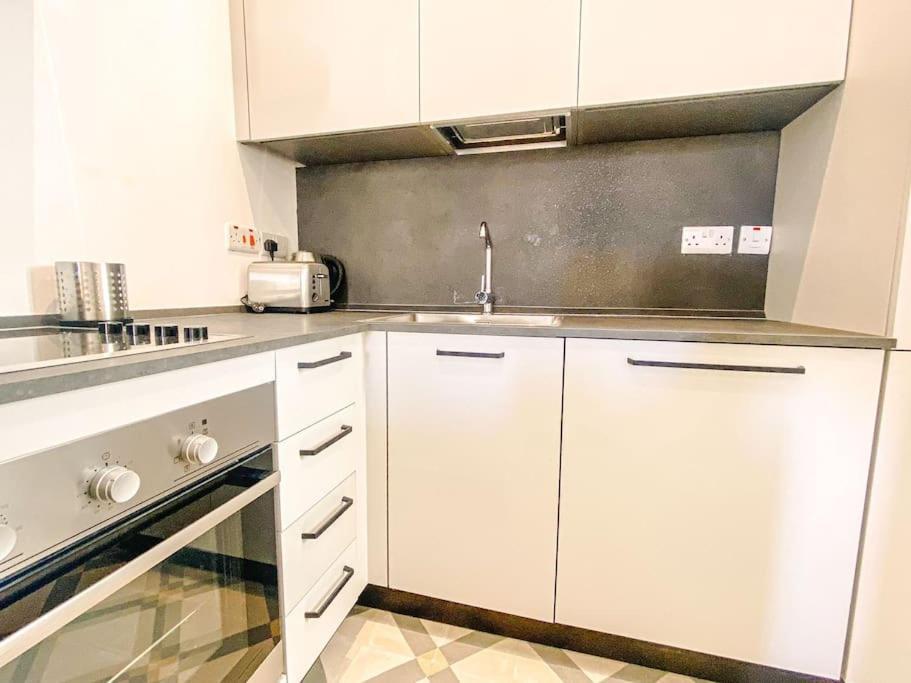 Apartament Entire In 1a By Solea *